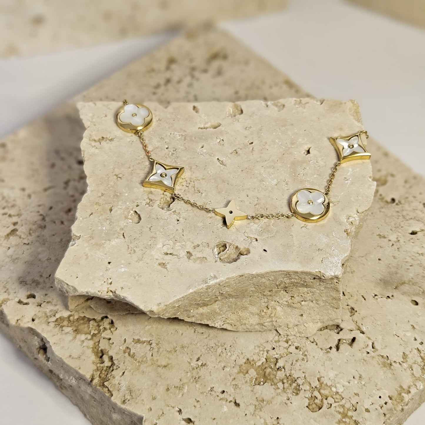 CHRISTINA BRACELET | GOLD